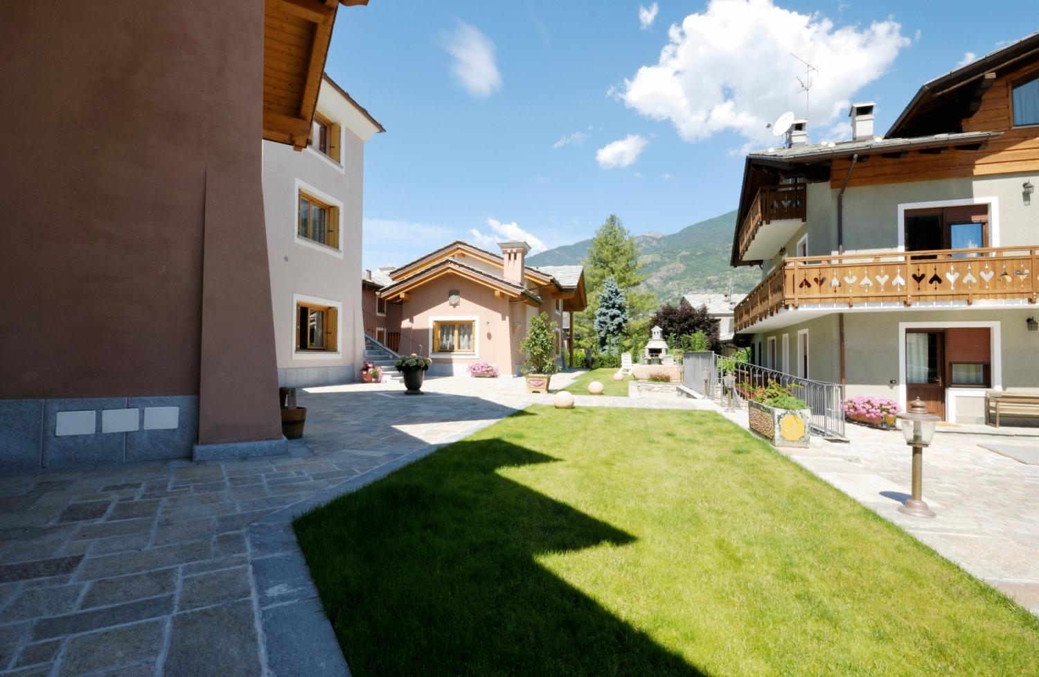 Aparthotel Au Petit Chevrot Cerise Exterior foto